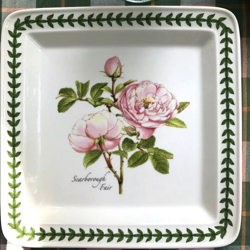 Portmeirion Botanic Roses "SCARBOROUGH FAIR" 10-1/2" Square‎ Dinner Plate
